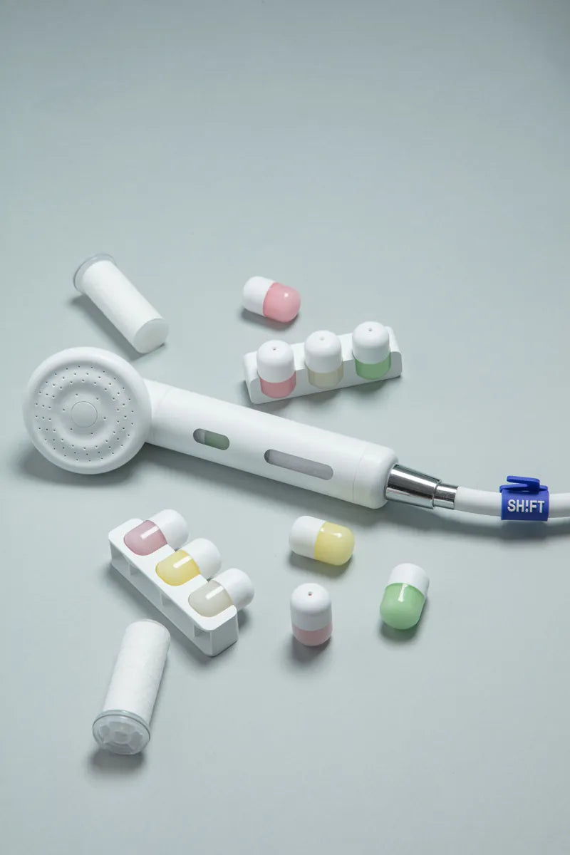 【SHIFT】專利除氯淨膚自動排水蓮蓬頭組（盒裝豪華組）